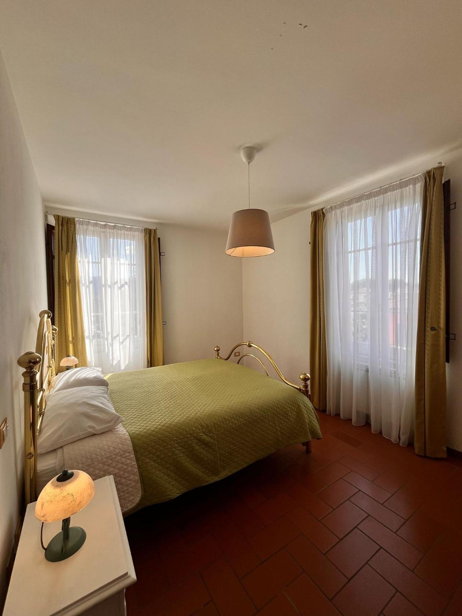 Charme Con Parcheggio Apartment Lucca Exterior photo